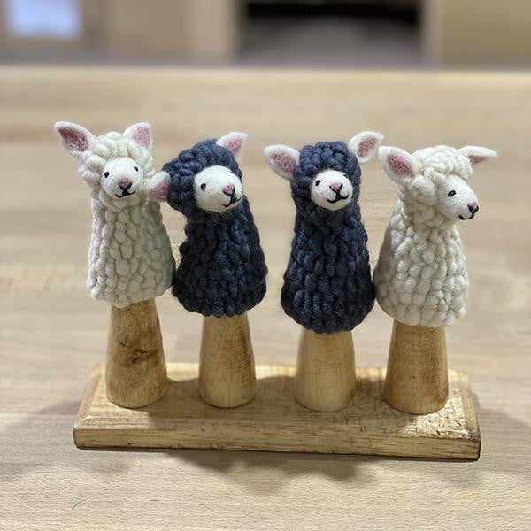 sheep-finger-puppets-felt-papoose-toys_grande.jpg