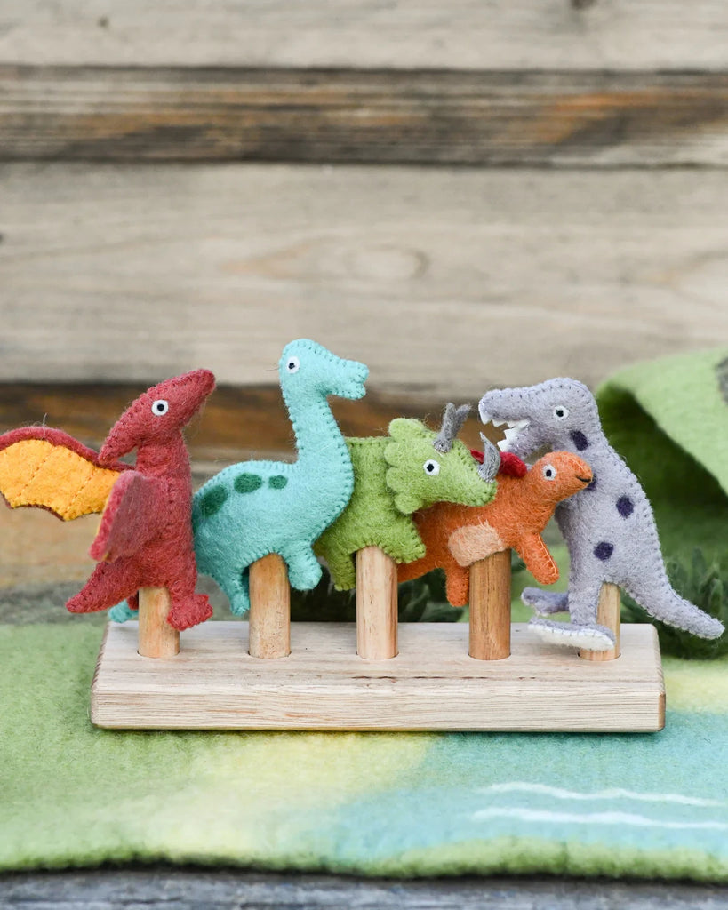 Dinosaur-Finger-Puppets-Set.webp