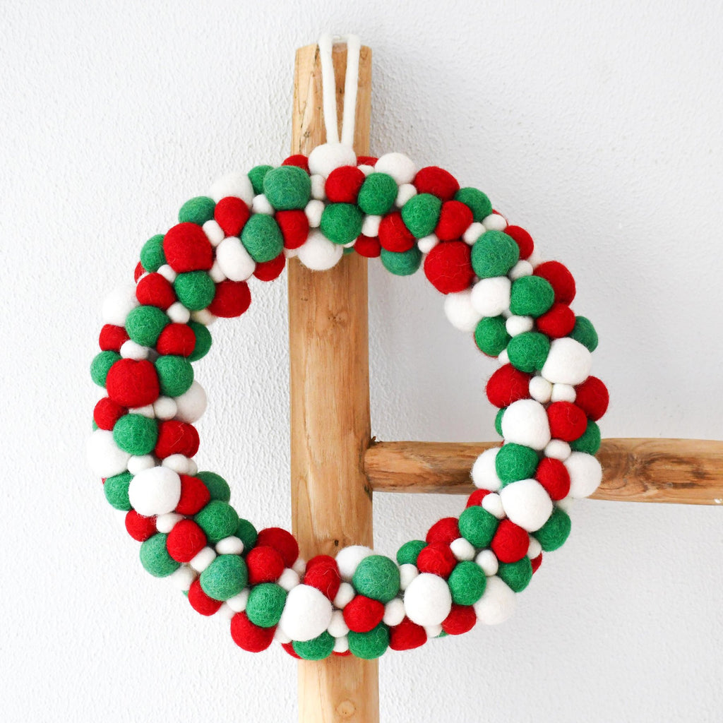 felt-ball-christmas-wreath_1800x (1).jpg