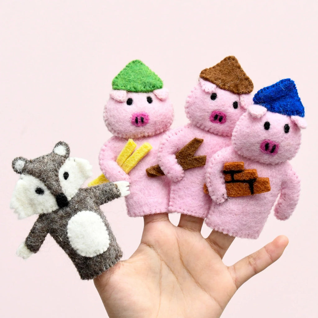 three-little-pigs-finger-puppets-2.webp